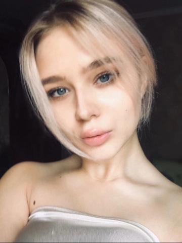 Моника